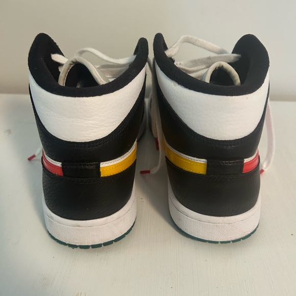 Women’s Air Jordan 1 Red & Yellow Alternate Swoosh - Picture 3 of 8